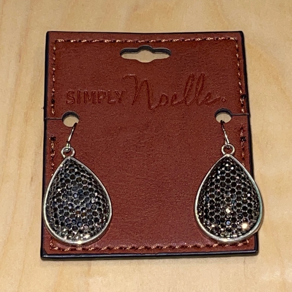 Simply Noelle Carolina Earrings